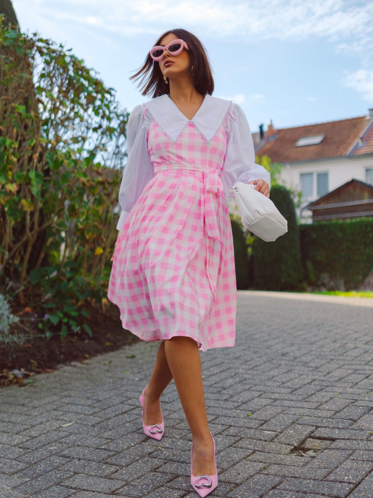 Barbie Rosafarbenes 1950er Spaghettiträger-Karo-Swingkleid